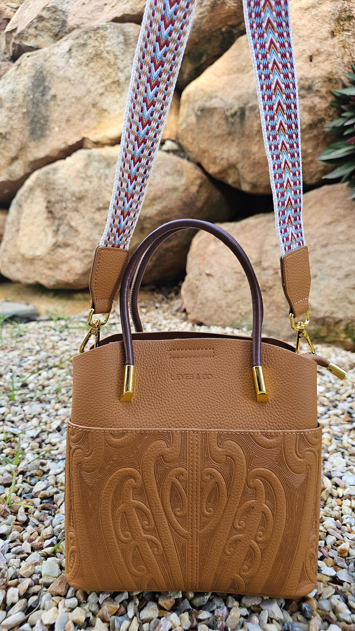 Tāniko Hand Bag